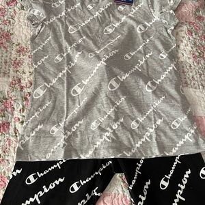 Girls Champion XL -script print t-shirt and leggings xl